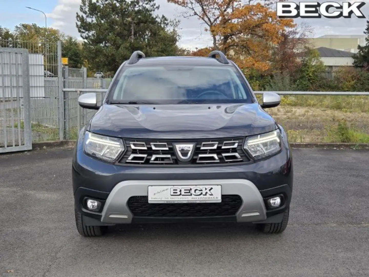 Dacia Duster Prestige TCe 150 EDC | Automatik,AHK,Klima,Navi,BT Gris - 2