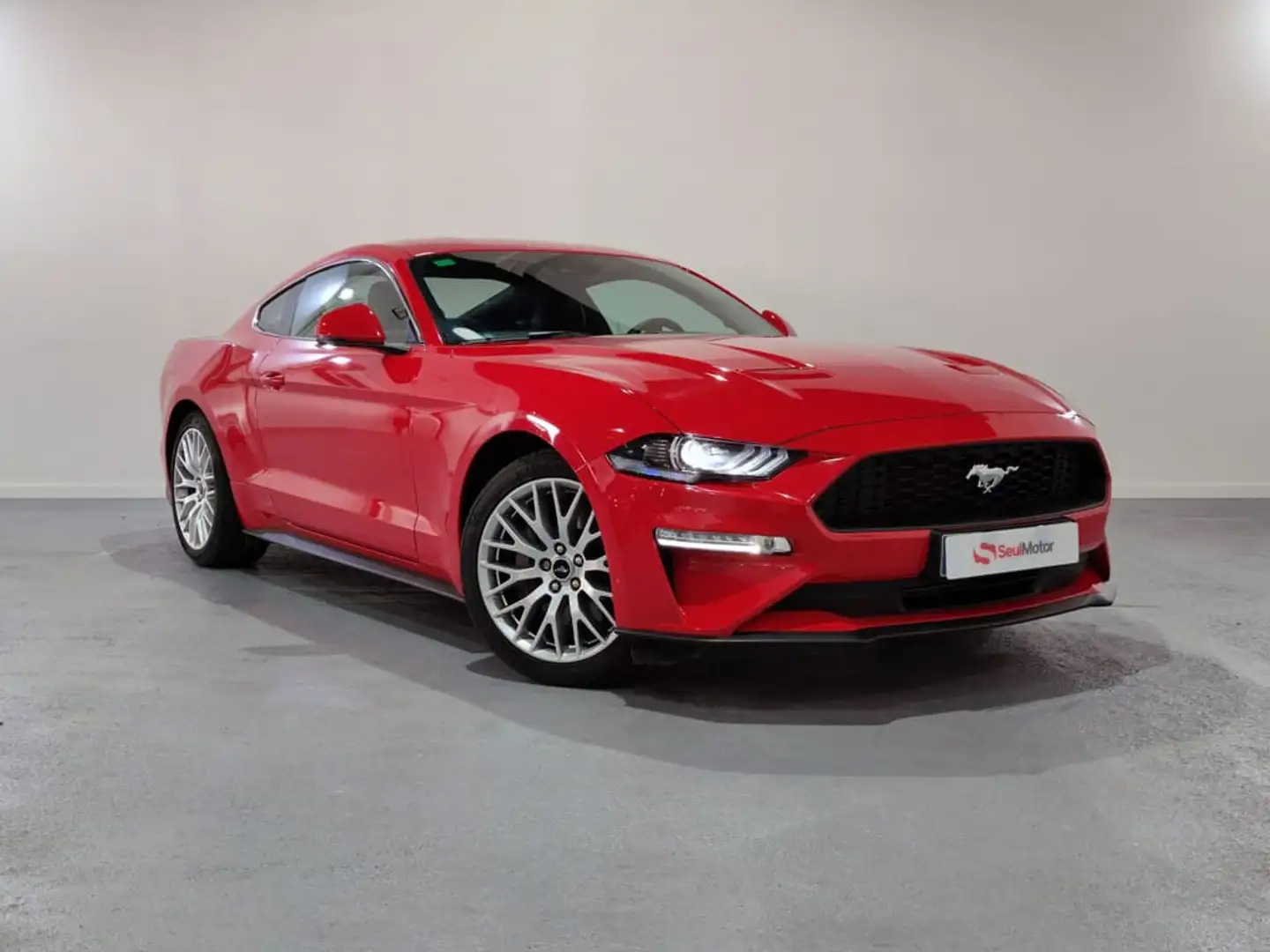 Ford Mustang Fastback 2.3 EcoBoost Rojo - 1