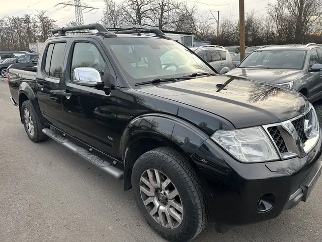 Nissan Navara KingCab Business 4X4 3,0 V6 AUTOMATIK LEDER NAVI