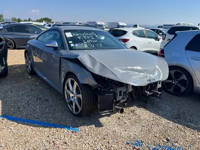 Audi TT RS TT RS 2.5 TFSi 400 Quattro / ER771