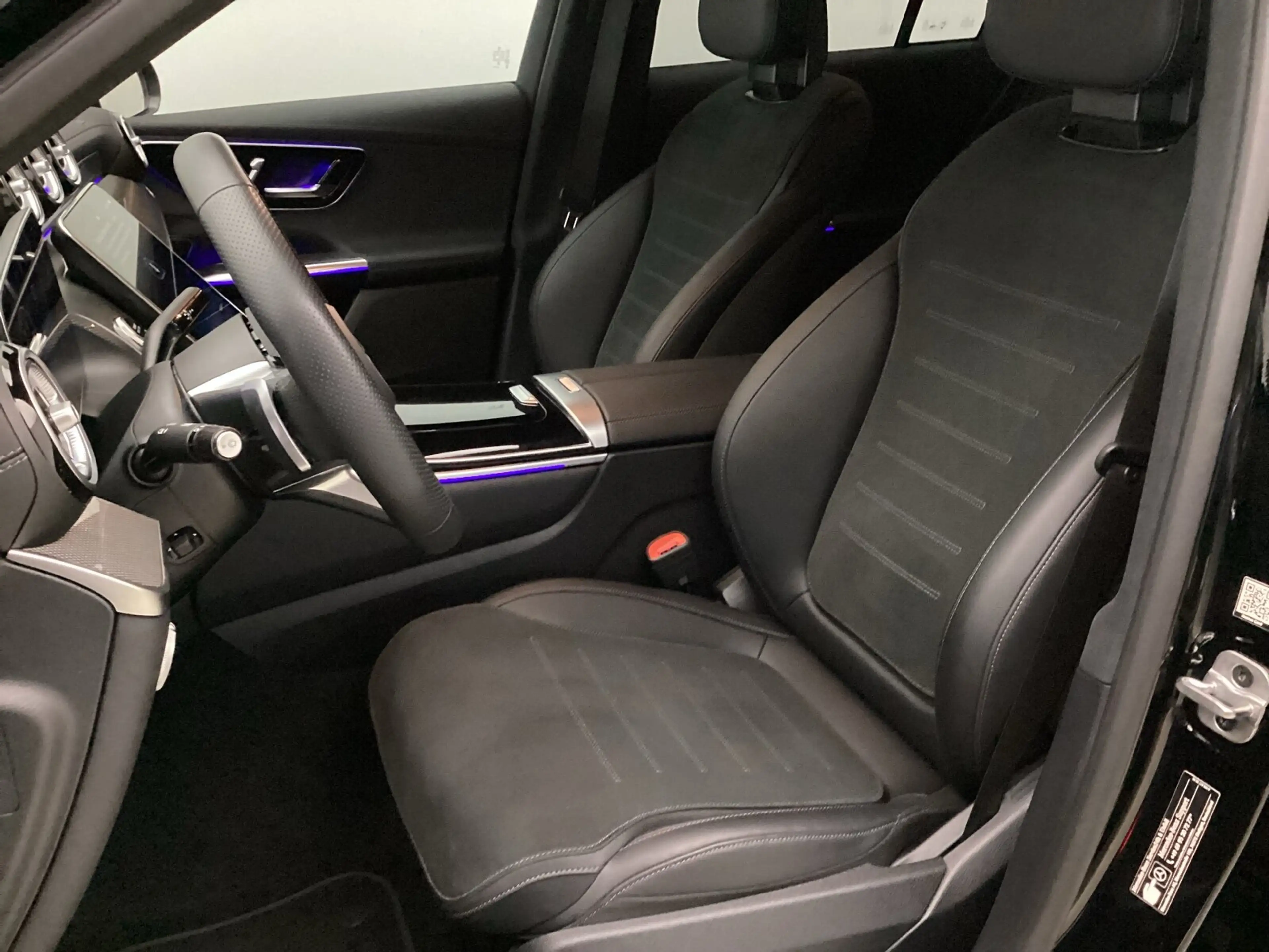 Mercedes-Benz GLC 220 GLC 220 d AMG DigitalLight AHK Night 360Ka Sound — photo 10