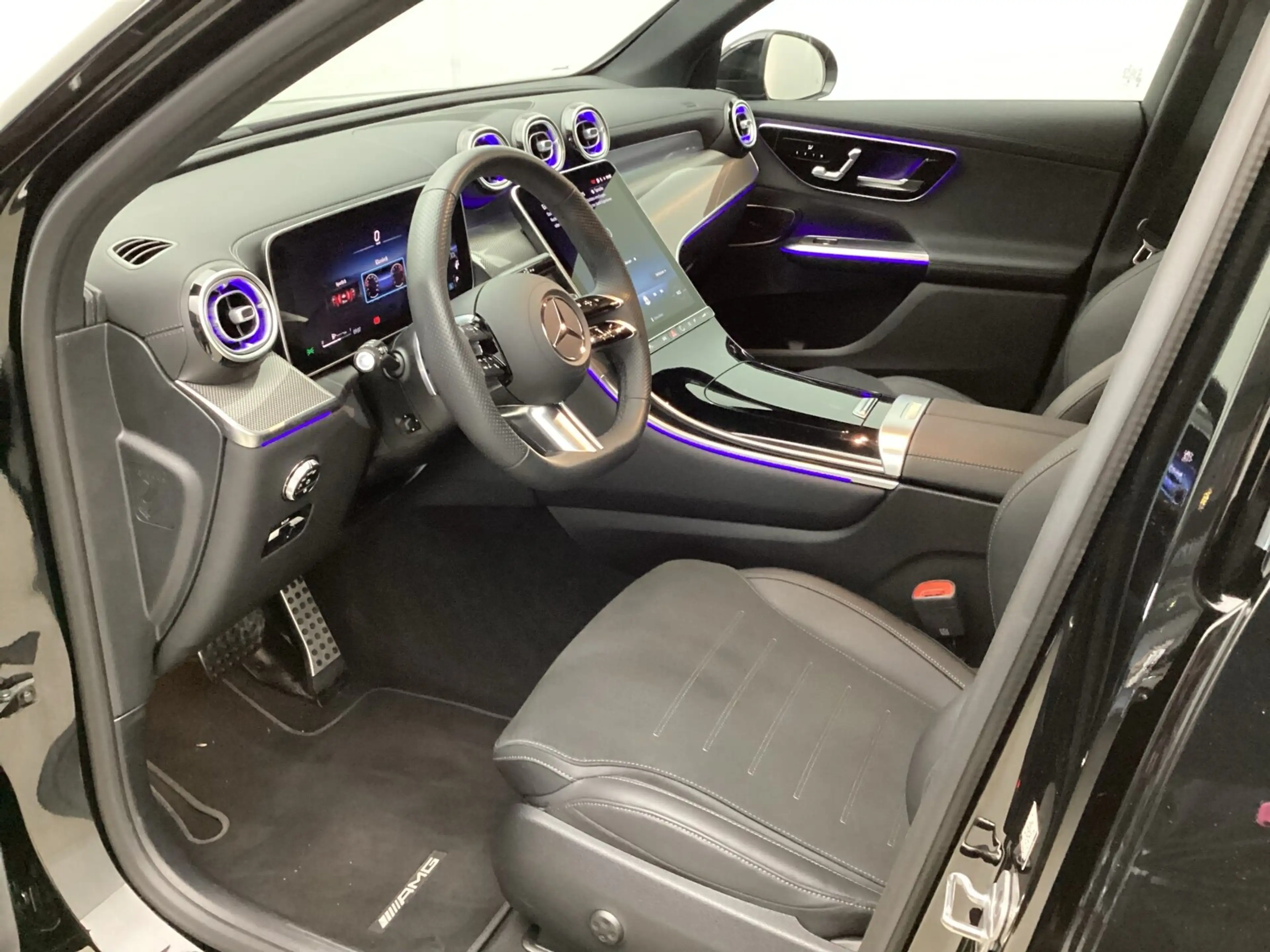 Mercedes-Benz GLC 220 GLC 220 d AMG DigitalLight AHK Night 360Ka Sound — photo 9