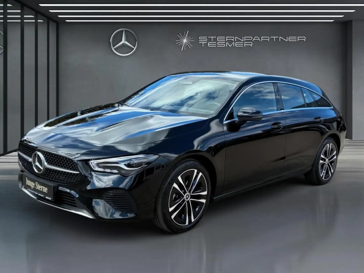 Mercedes-Benz CLA 180 SB Vorrüstung Distr. Kamera SitzHz PDC Schwarz - 1