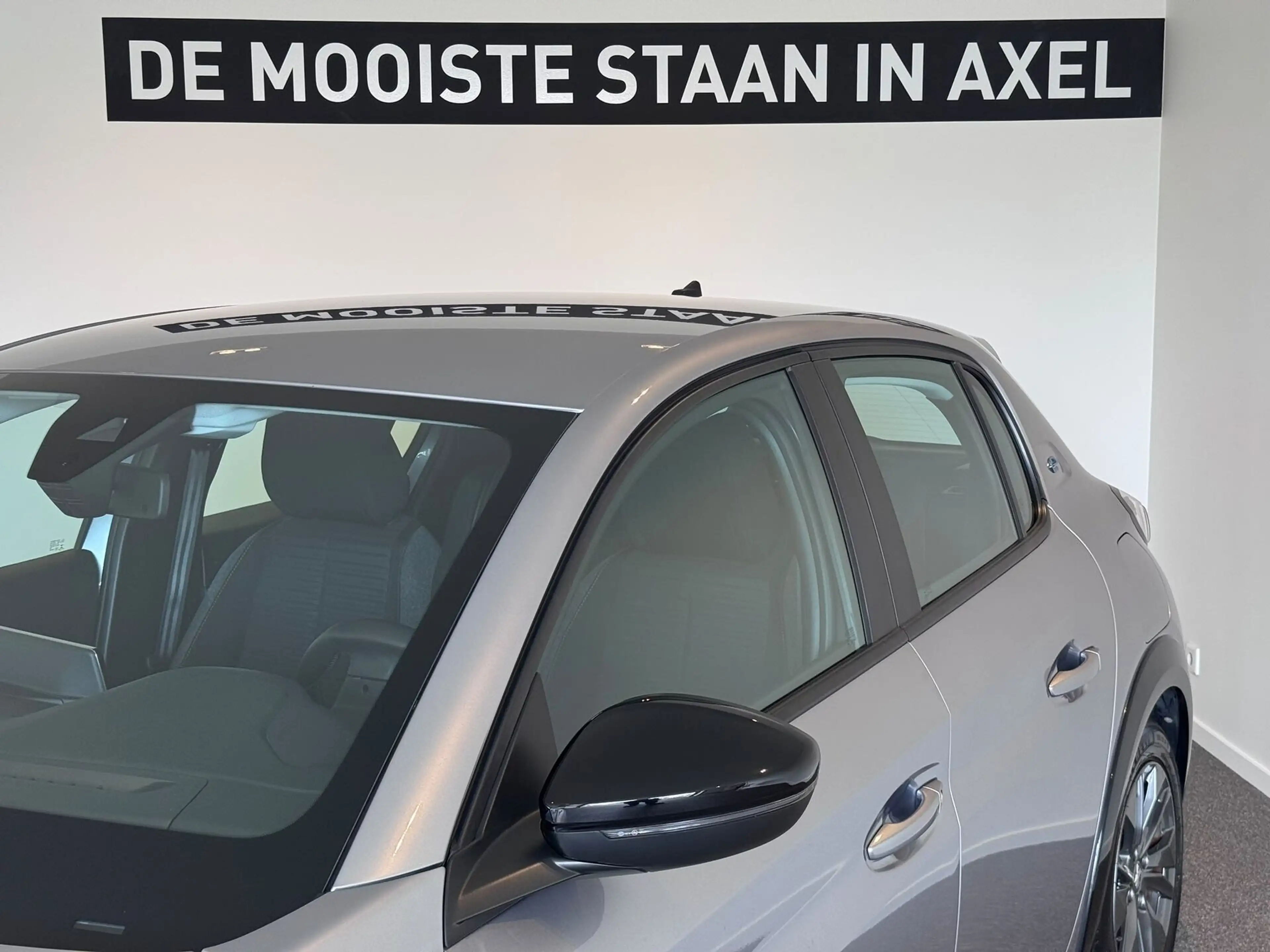 Peugeot e-208 EV Active Pack 50 kWh — photo 14