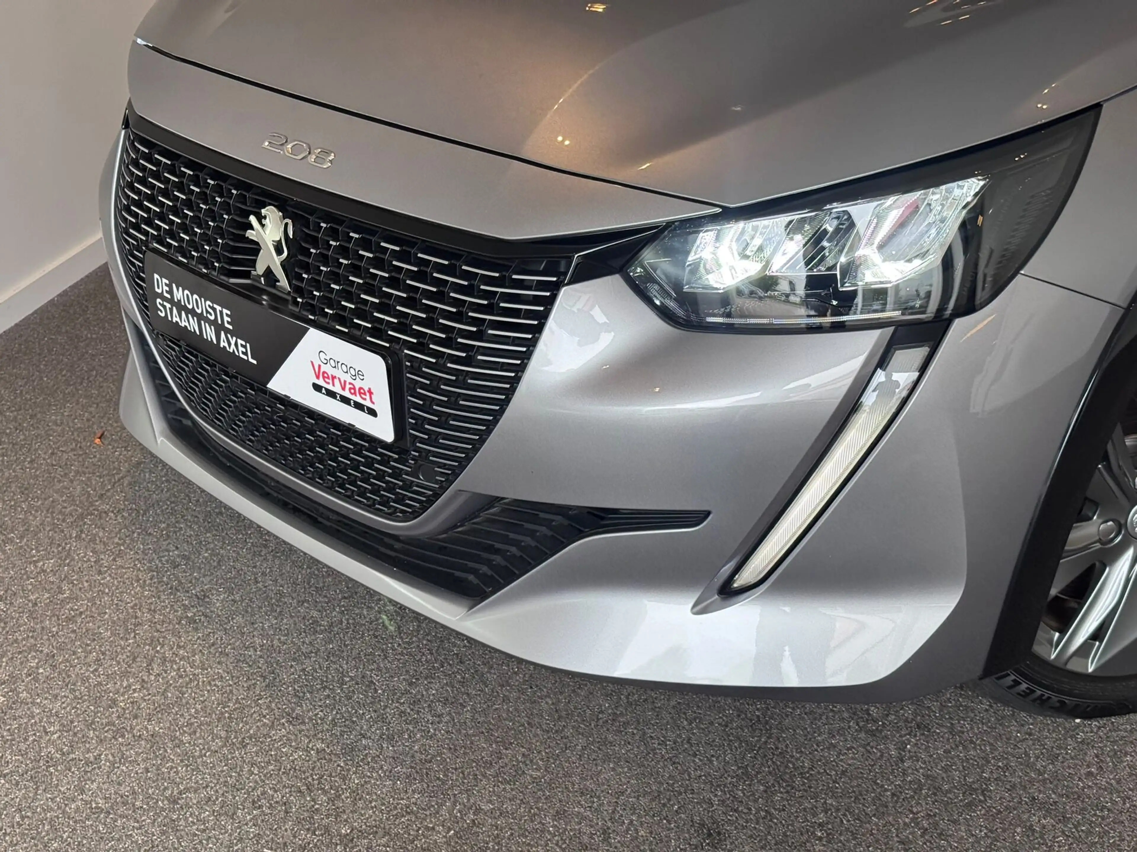 Peugeot e-208 EV Active Pack 50 kWh — photo 8