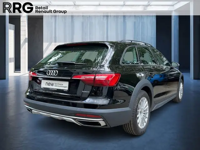 Audi A4 view 5