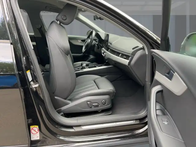 Audi A4 Allroad view 8