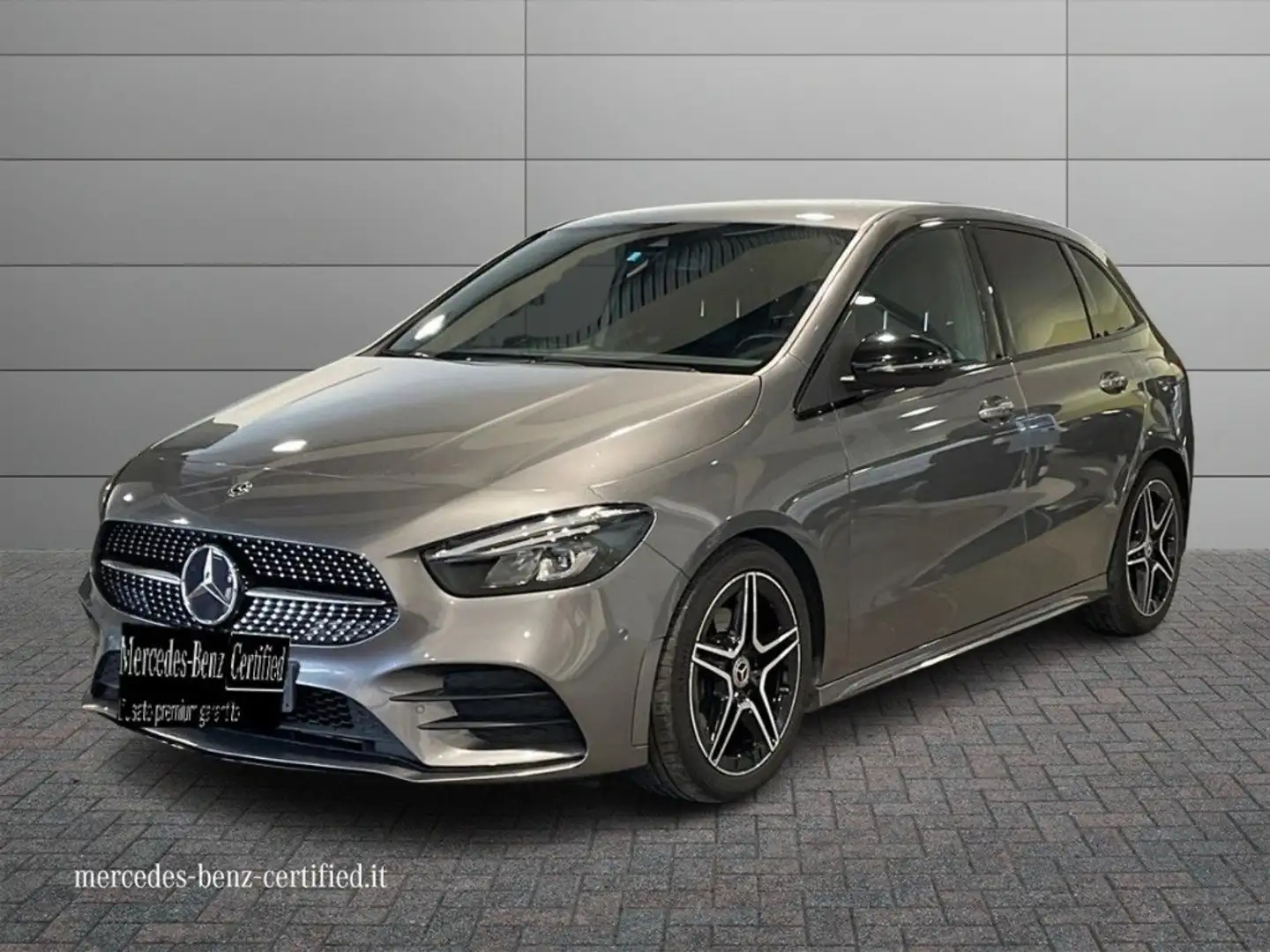 Mercedes-Benz B 180 - B 180 d Premium auto Grau - 1