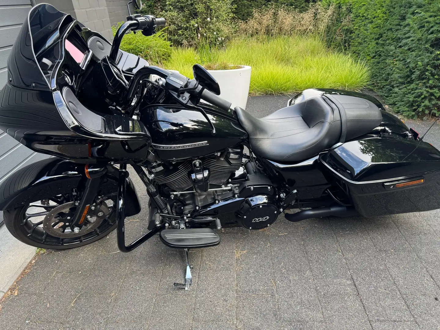 Harley-Davidson Road Glide Special crna - 1