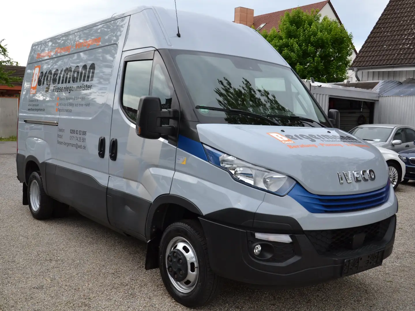Iveco Daily 3.0 CNG +Benzin  HKa 50 C V  NP HiMatic BluePower Blau - 1