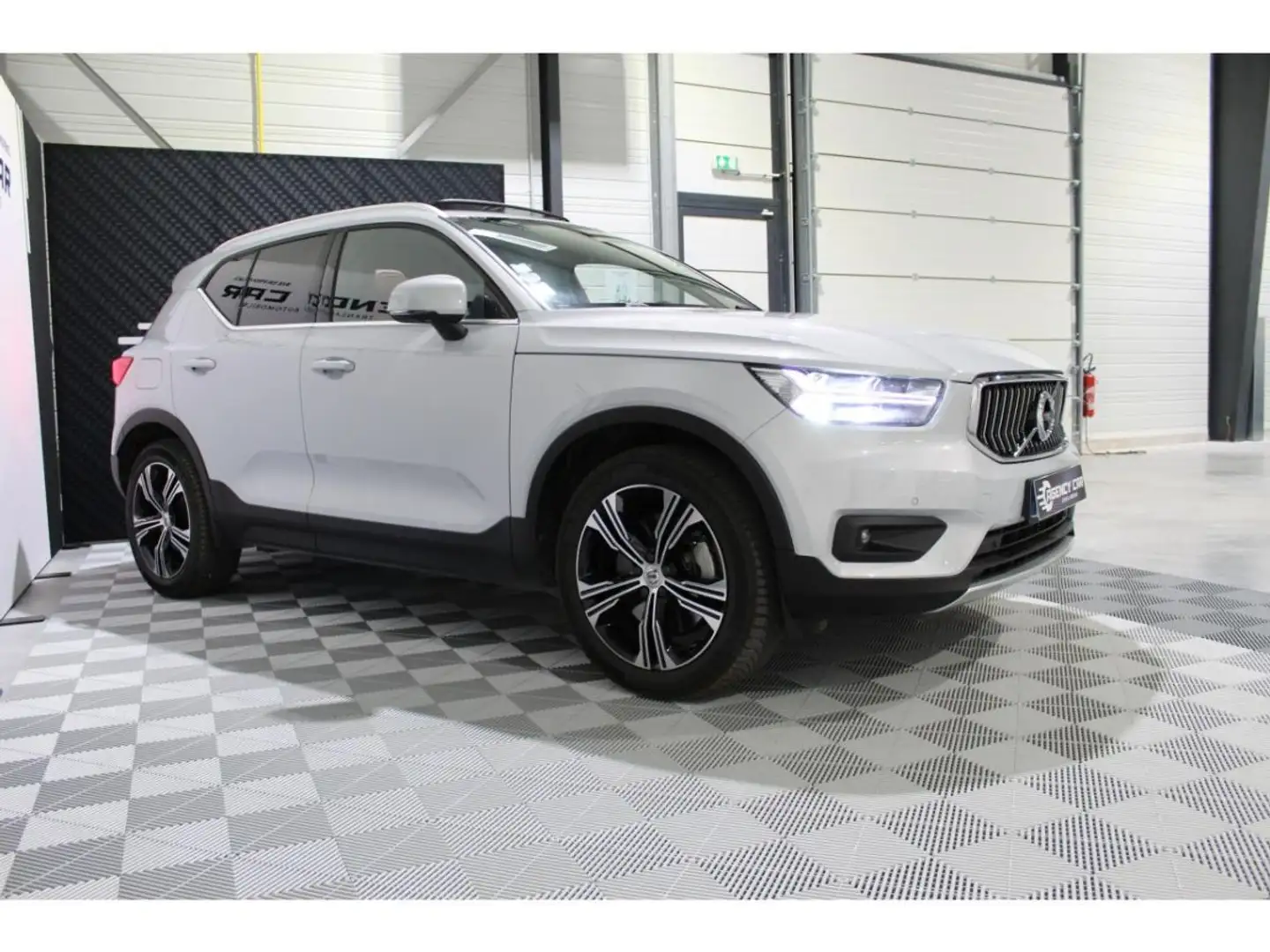 Volvo XC40 T5 Recharge - 180%2B82 - BV DCT 7 Inscription Luxe Gris - 2