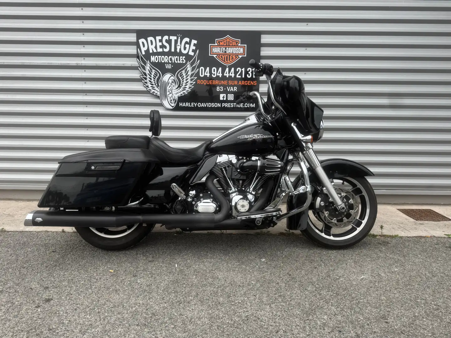Harley-Davidson Street Glide Noir - 1