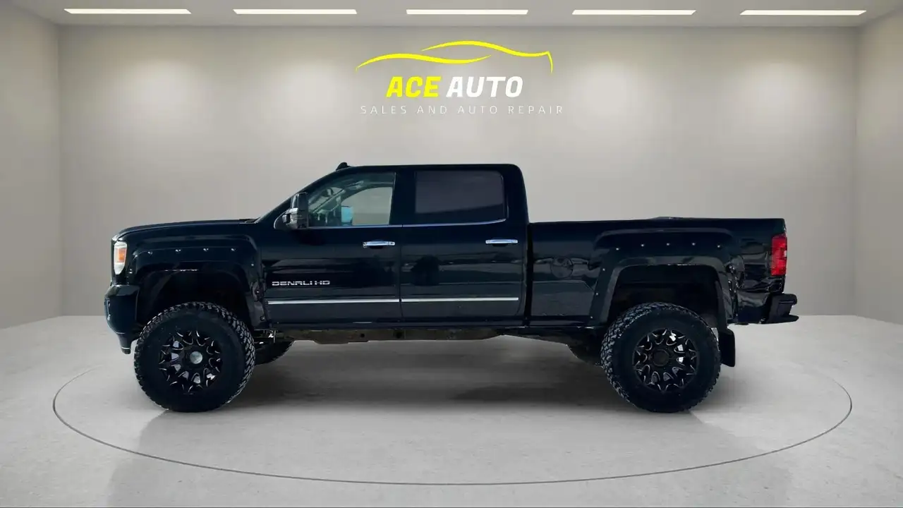 GMC Sierra 3500HD снимка GMC Sierra 3500HD