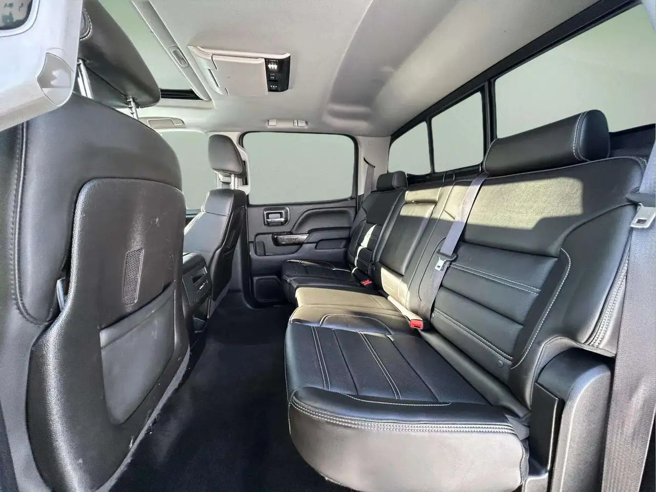 GMC Sierra 3500HD снимка GMC Sierra 3500HD