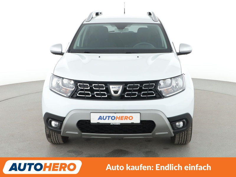 Dacia Duster 1.2 TCe Prestige 4x4*NAVI*TEMPO*CAM*PDC*SHZ* — photo 9