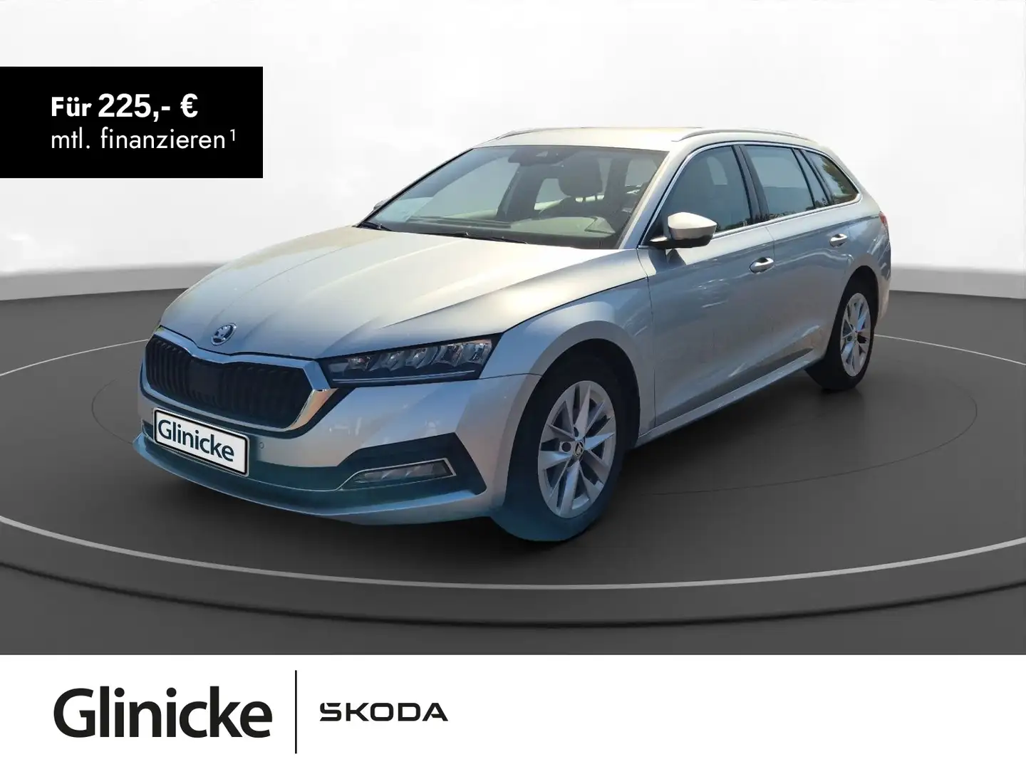 Skoda Octavia Combi 2.0 TDI RüKa PDC LED Carplay Kessy Silber - 1
