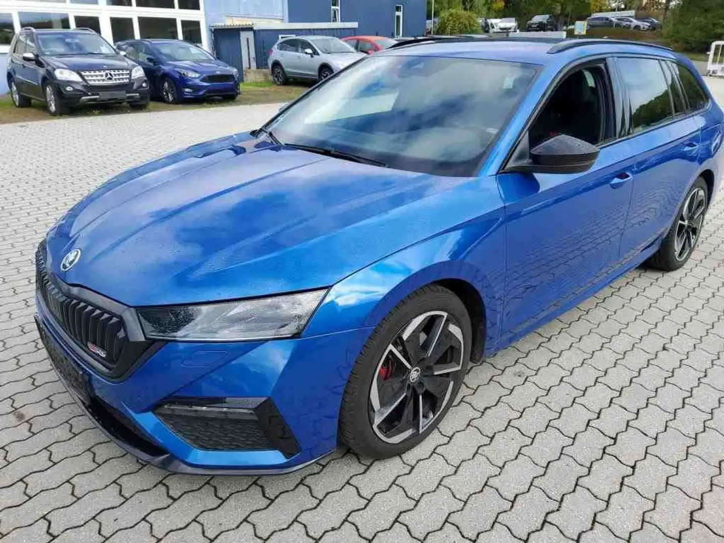 Skoda Octavia Combi 2.0 TDI DSG RS +AHK +MATRIX +ACC +RKAM +HuD Blau - 2
