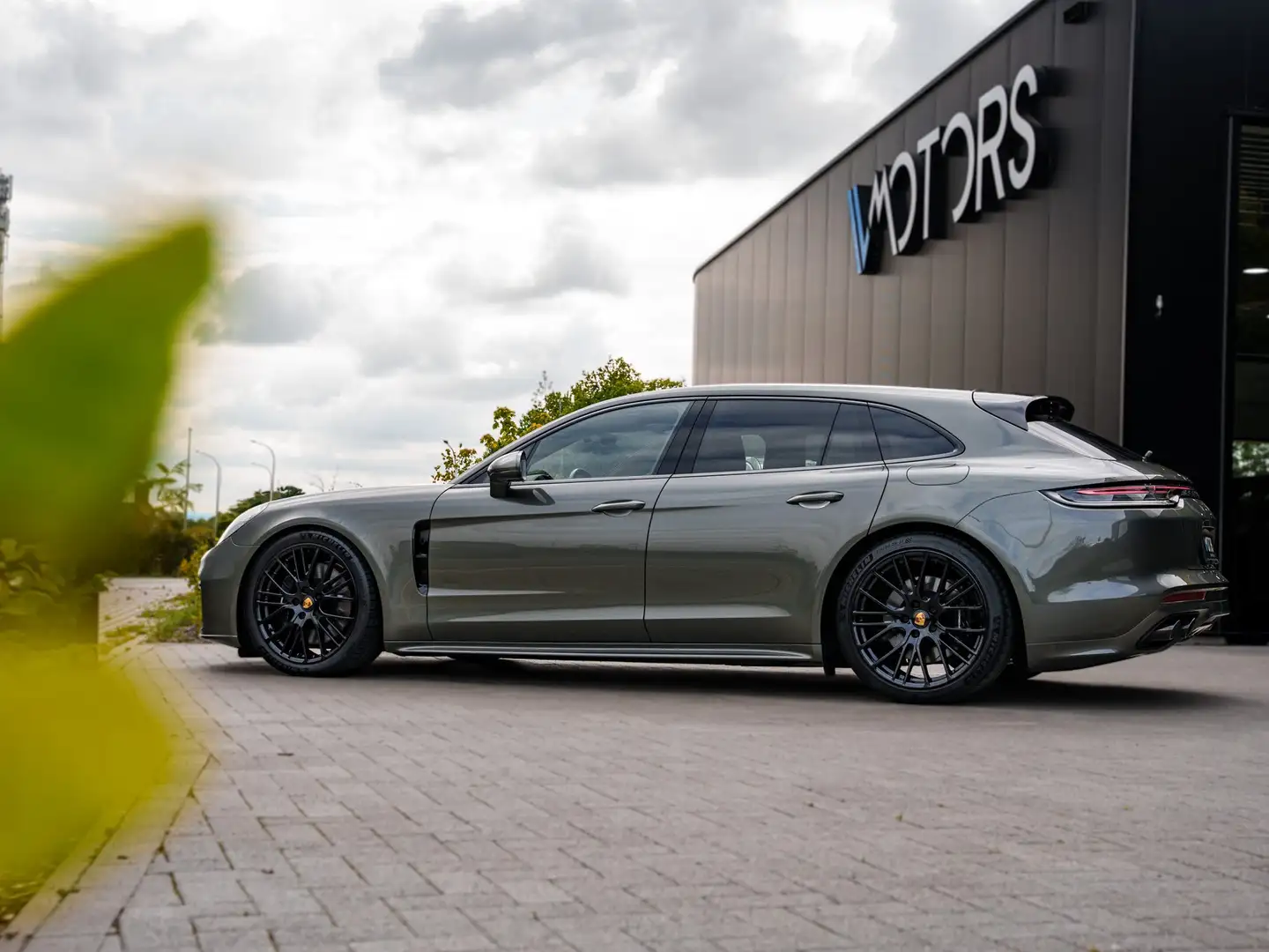Porsche Panamera Panamera 4 E-Hybride Sport Turismo - Sport design Vert - 2