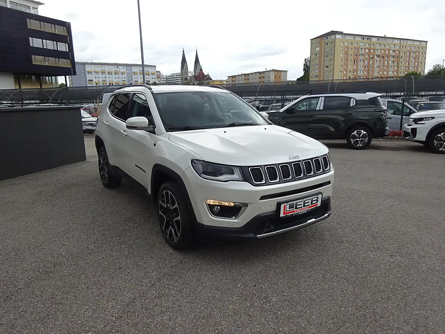 Jeep Compass 1,4 MultiAir2 AWD Limited Aut. Weiß - 2