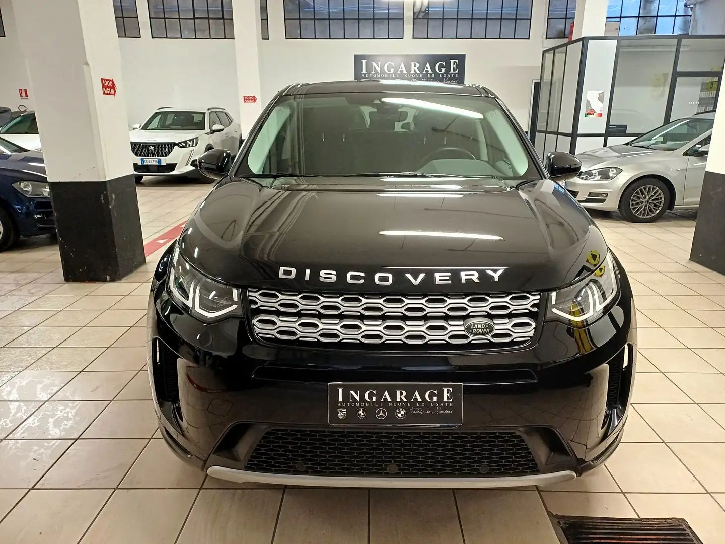 Land Rover Discovery Sport 2.0d i4 mhev R-Dynamic S awd 150cv 7p Noir - 1