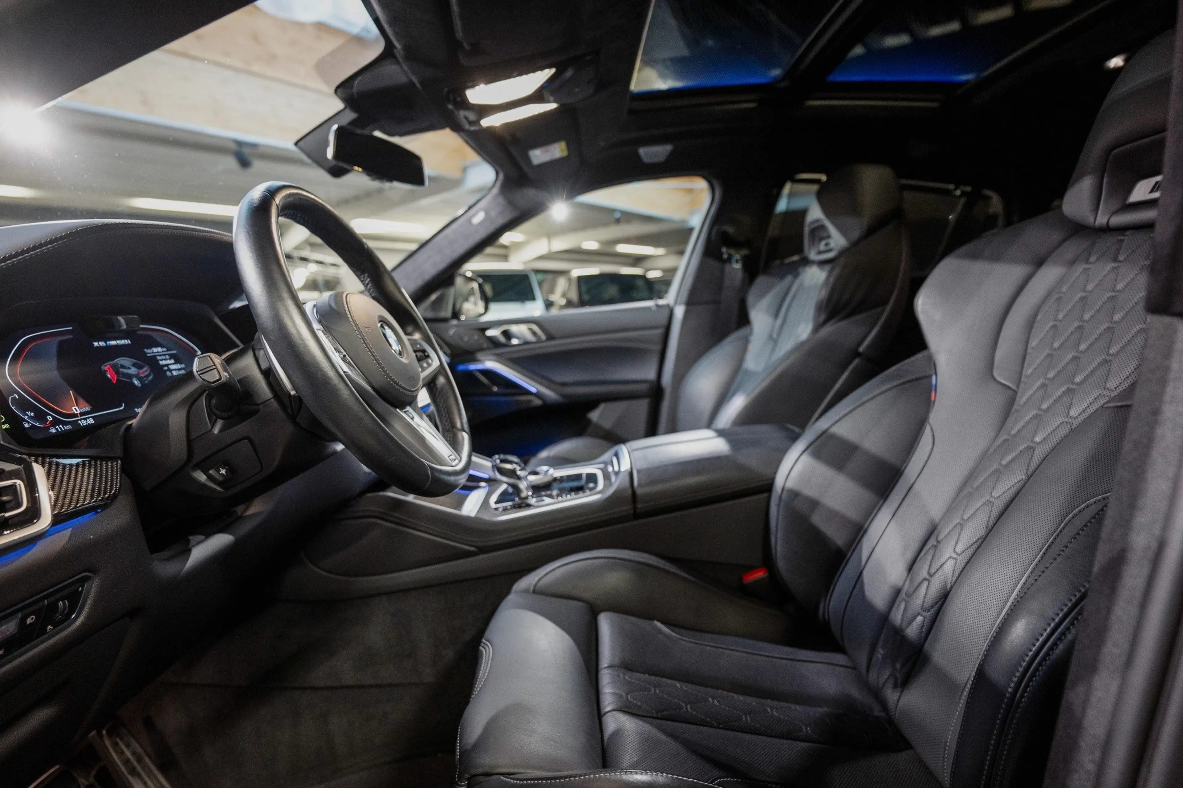 BMW X6 M 50i  Pano+HUD+Bowers and Wilkins — photo 11