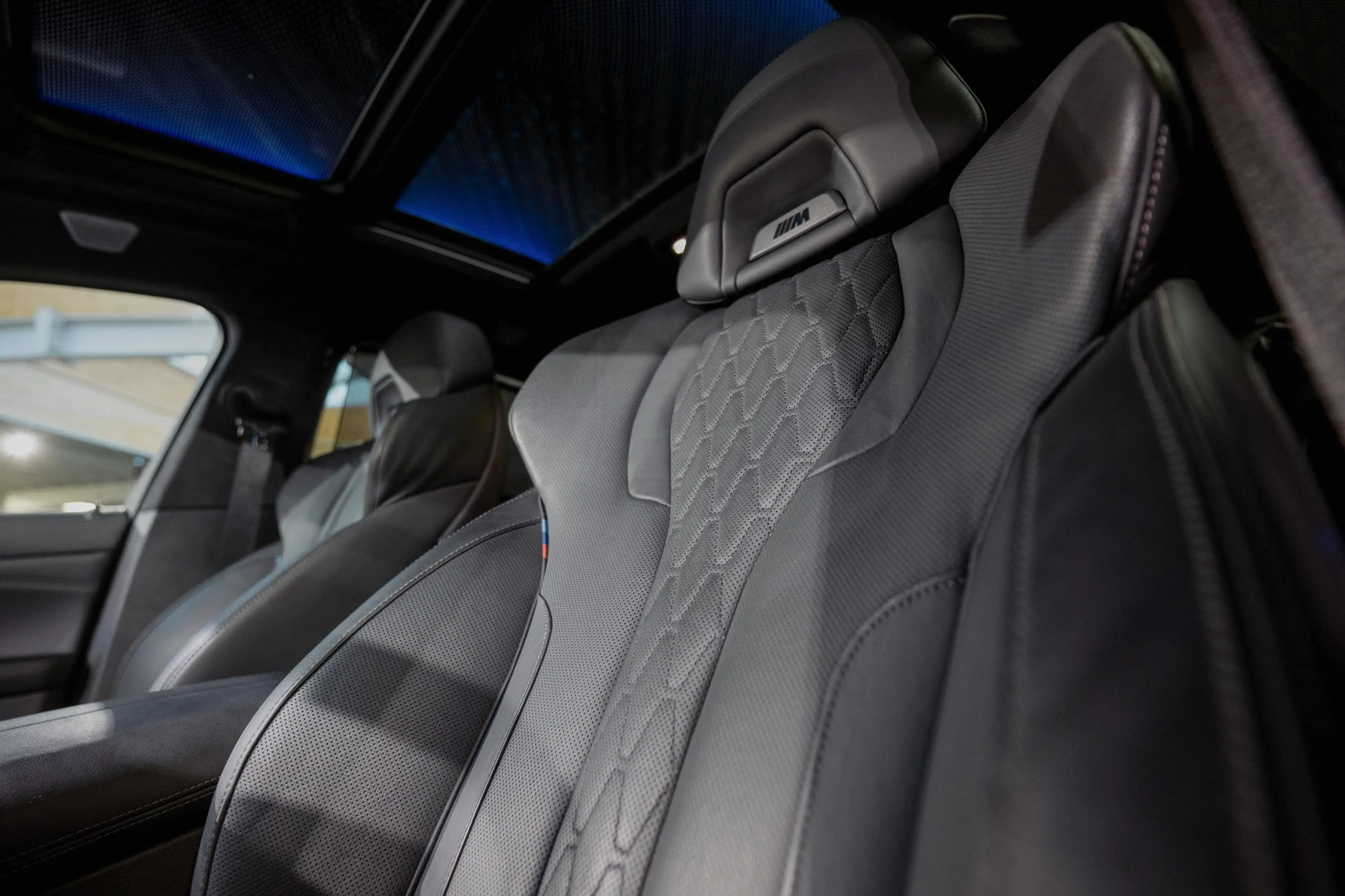 BMW X6 M 50i  Pano+HUD+Bowers and Wilkins — photo 12