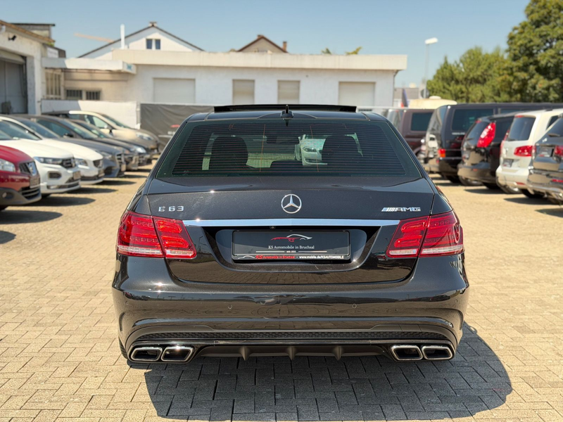 Mercedes-Benz E 63 AMG 4Matic *Pano*HK*Distronic*Original* — photo 6