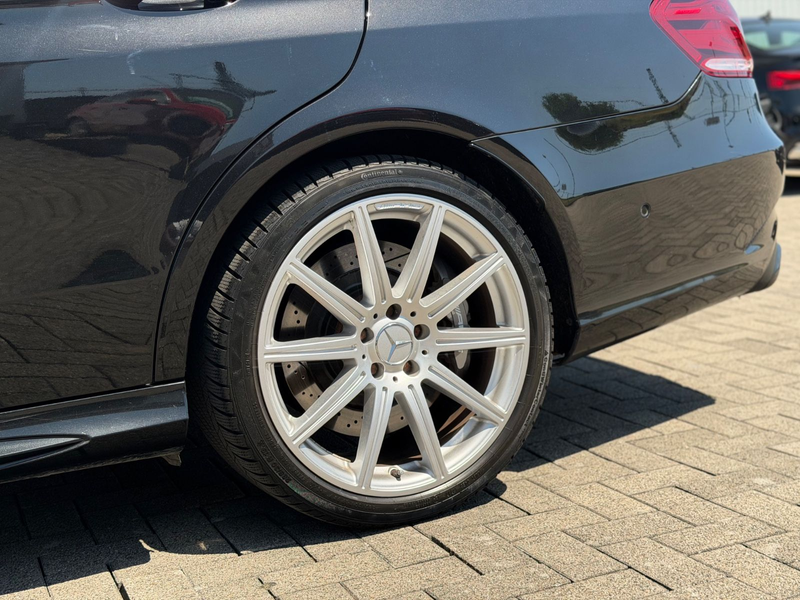 Mercedes-Benz E 63 AMG 4Matic *Pano*HK*Distronic*Original* — photo 10