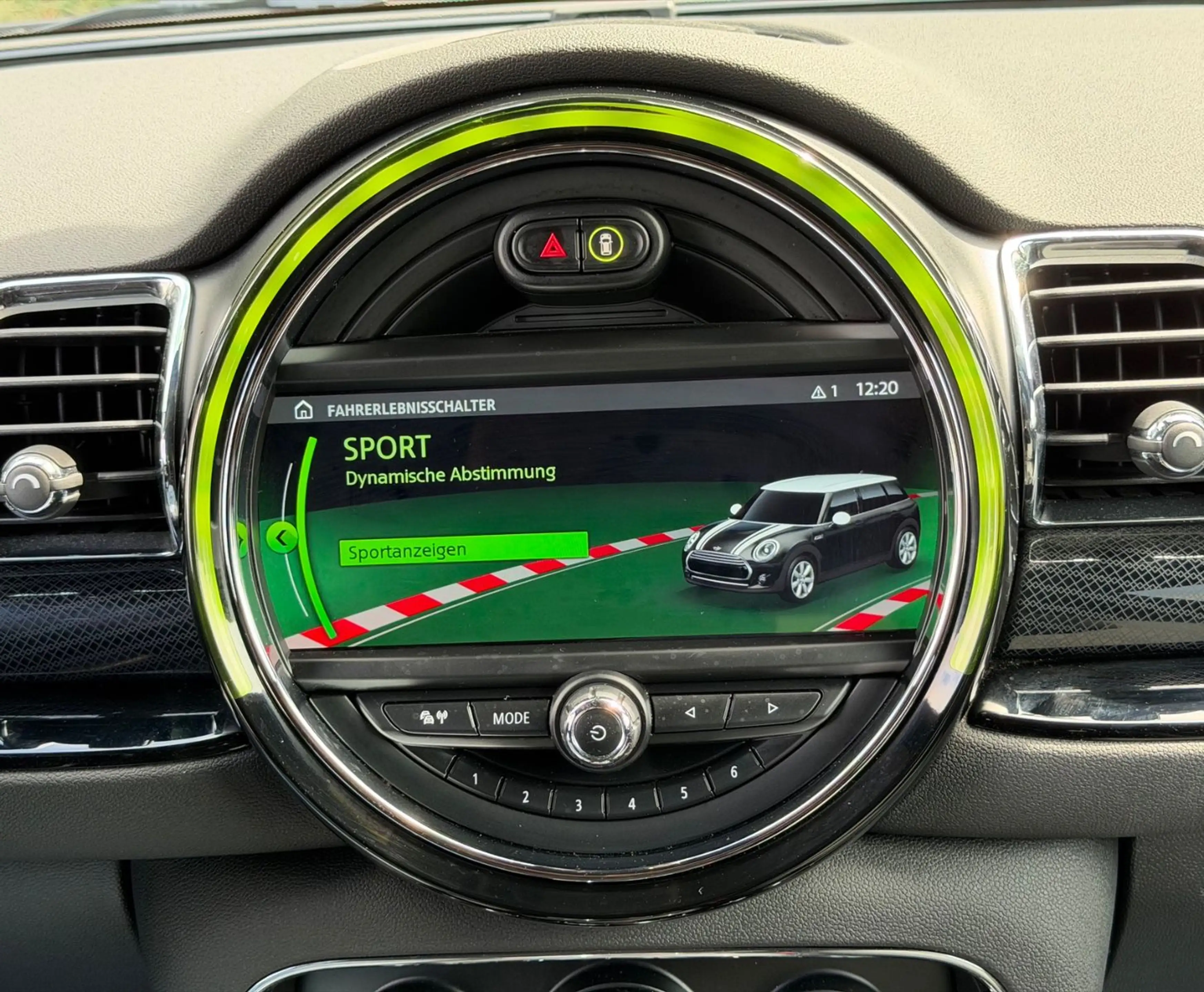 MINI One Clubman /LED/KAMERA/GEPFEGT/CARPLAY/2HAND — photo 15