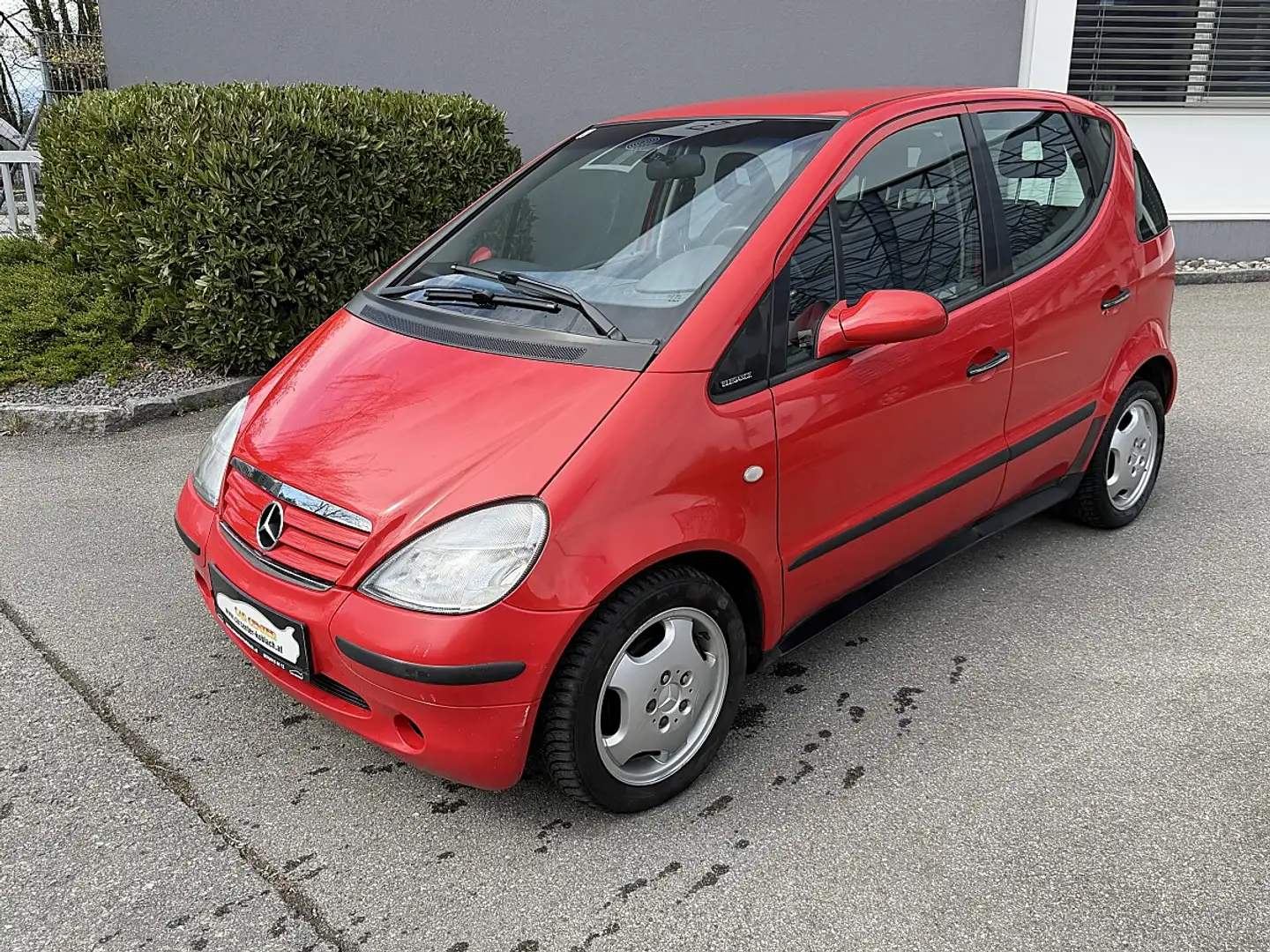 Mercedes-Benz A 160 Elegance Aut. Schwarz - 1