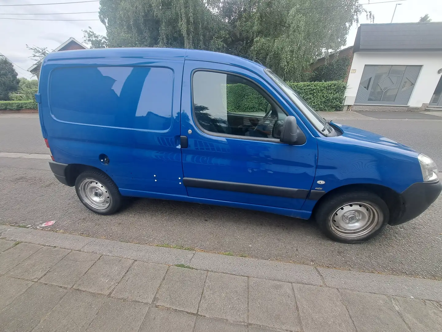 Peugeot Partner 1.6 hdi Bleu - 2