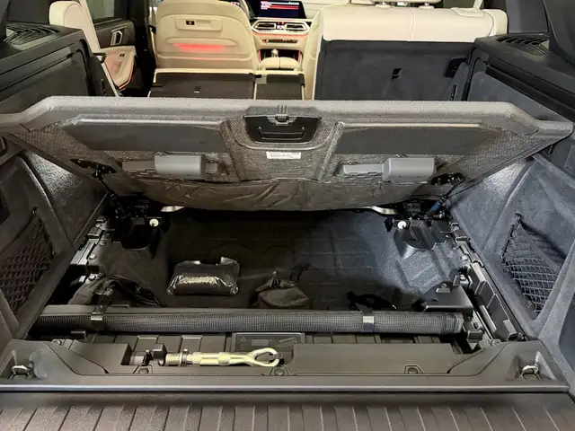 BMW X5 M M50d Individual,Massage,Luftf.,SkyLounge,Sitzlü Ansicht 32