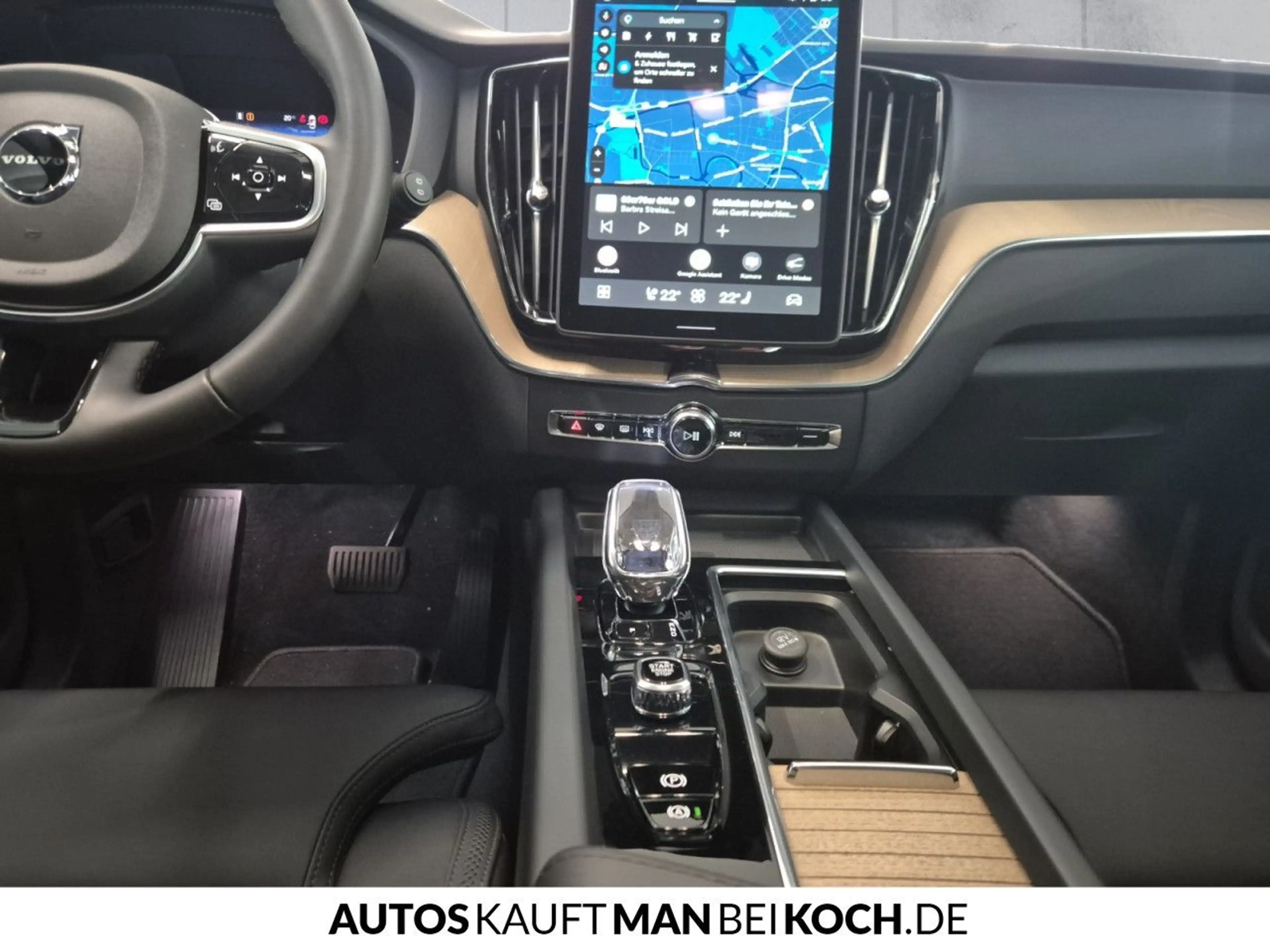 Volvo XC60 T6 AWD Plus Dark ACC BLIS H/K 4xSHZ — photo 11