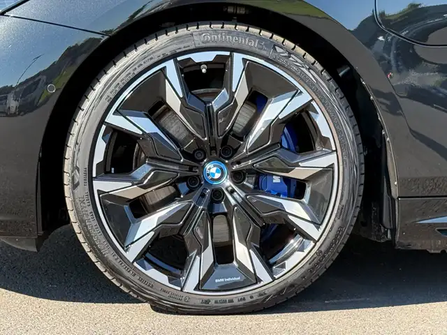 BMW 550 e xDrive Ansicht 8