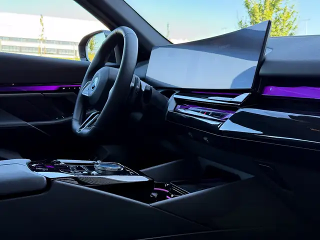 BMW 550 e xDrive Ansicht 21