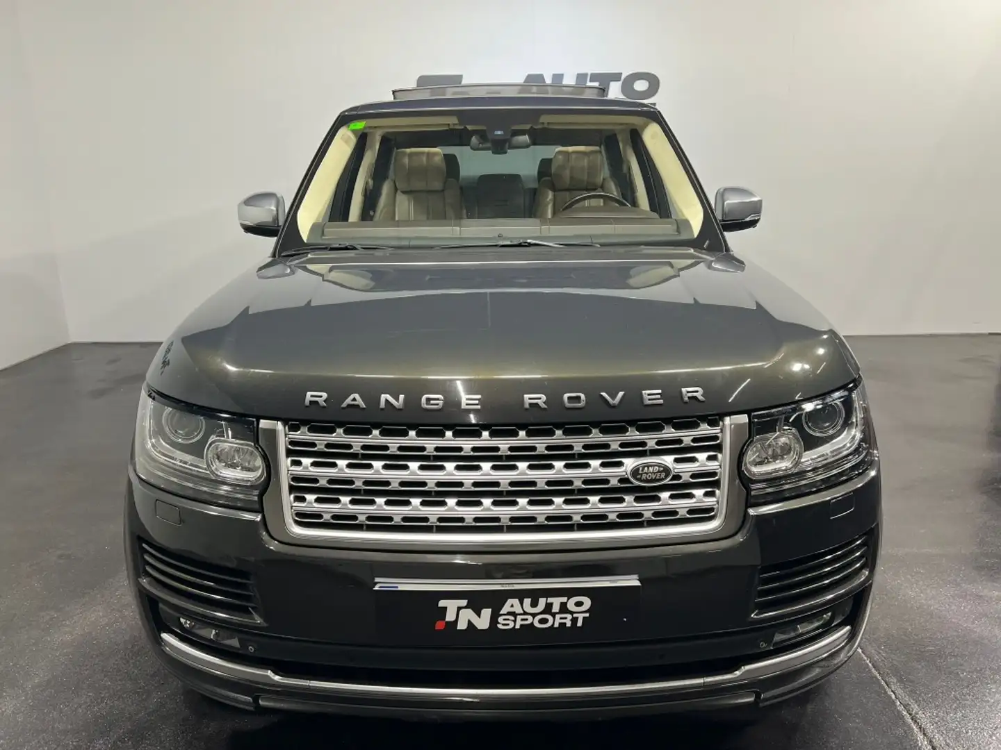 Land Rover Range Rover 4.4SDV8 Vogue Aut. Szürke - 2