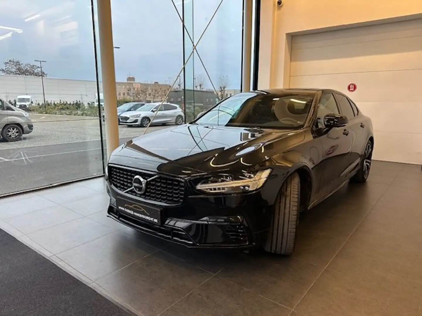 Volvo S90 ULTIMATE DARK PLUG-IN HYBRID+TAL VAN OPTIES Negro - 2