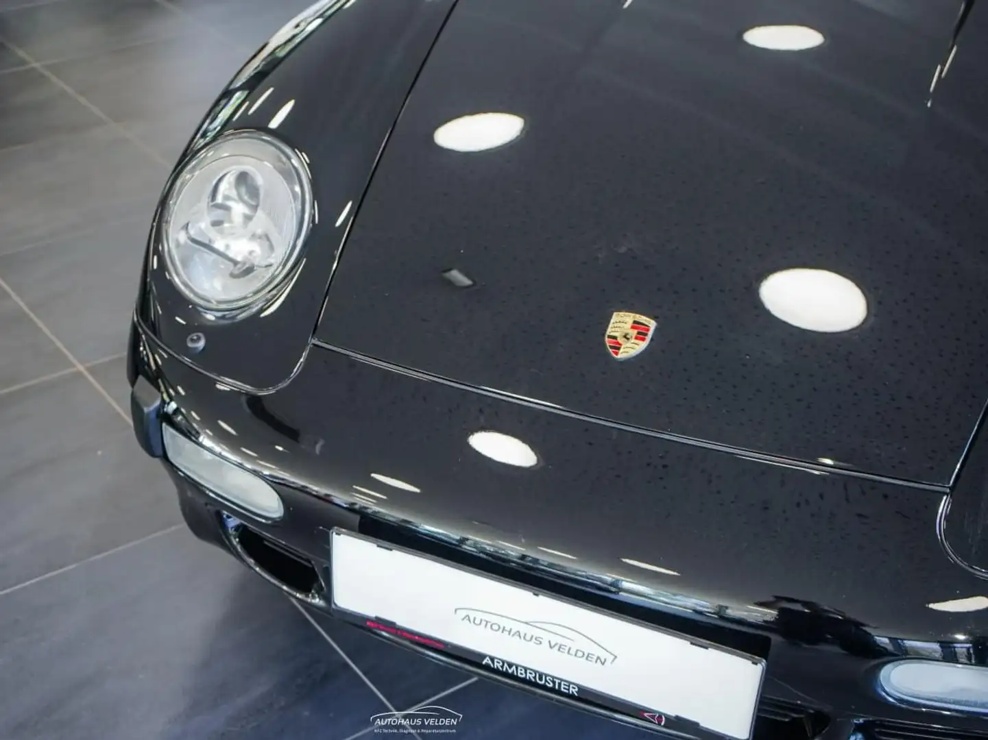 Porsche 993 Carrera S Coupe Schwarz - 2