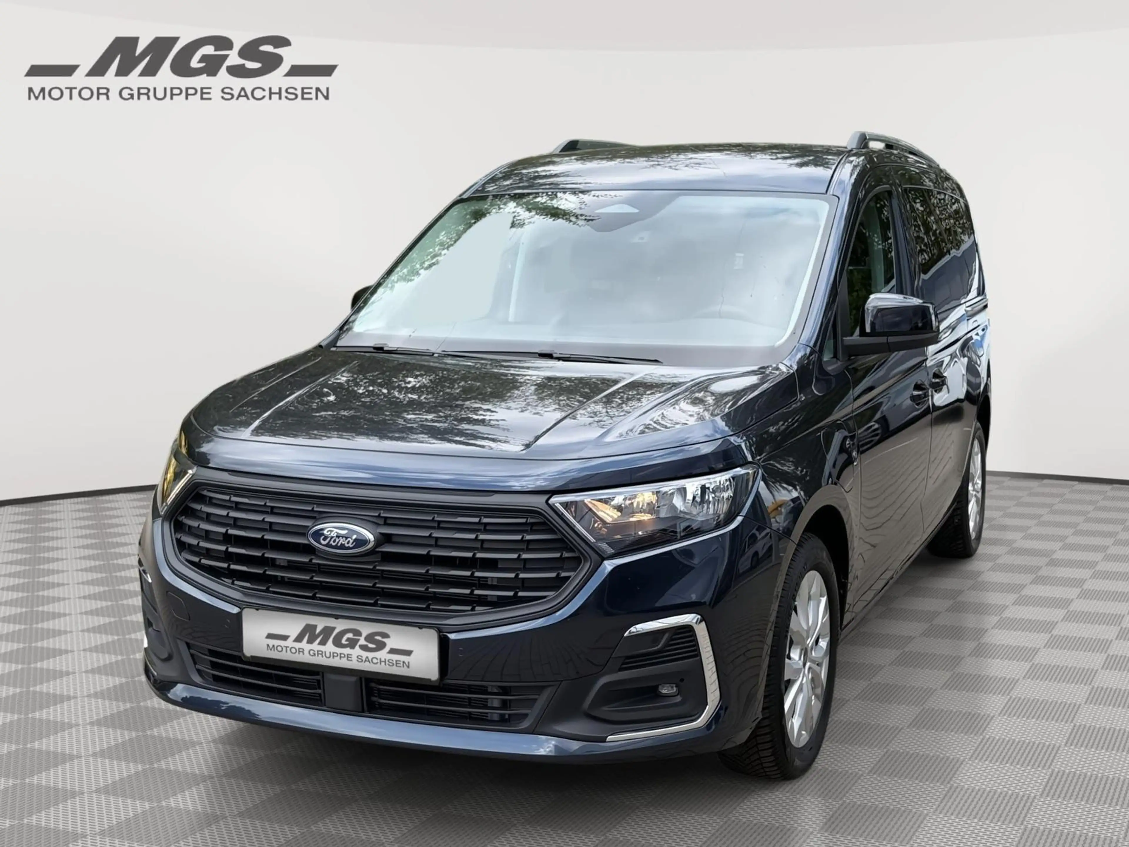 Ford Grand Tourneo Connect PHEV Titanium1.5 EcoBoost #GJR #SITZ-PAKET — photo 2
