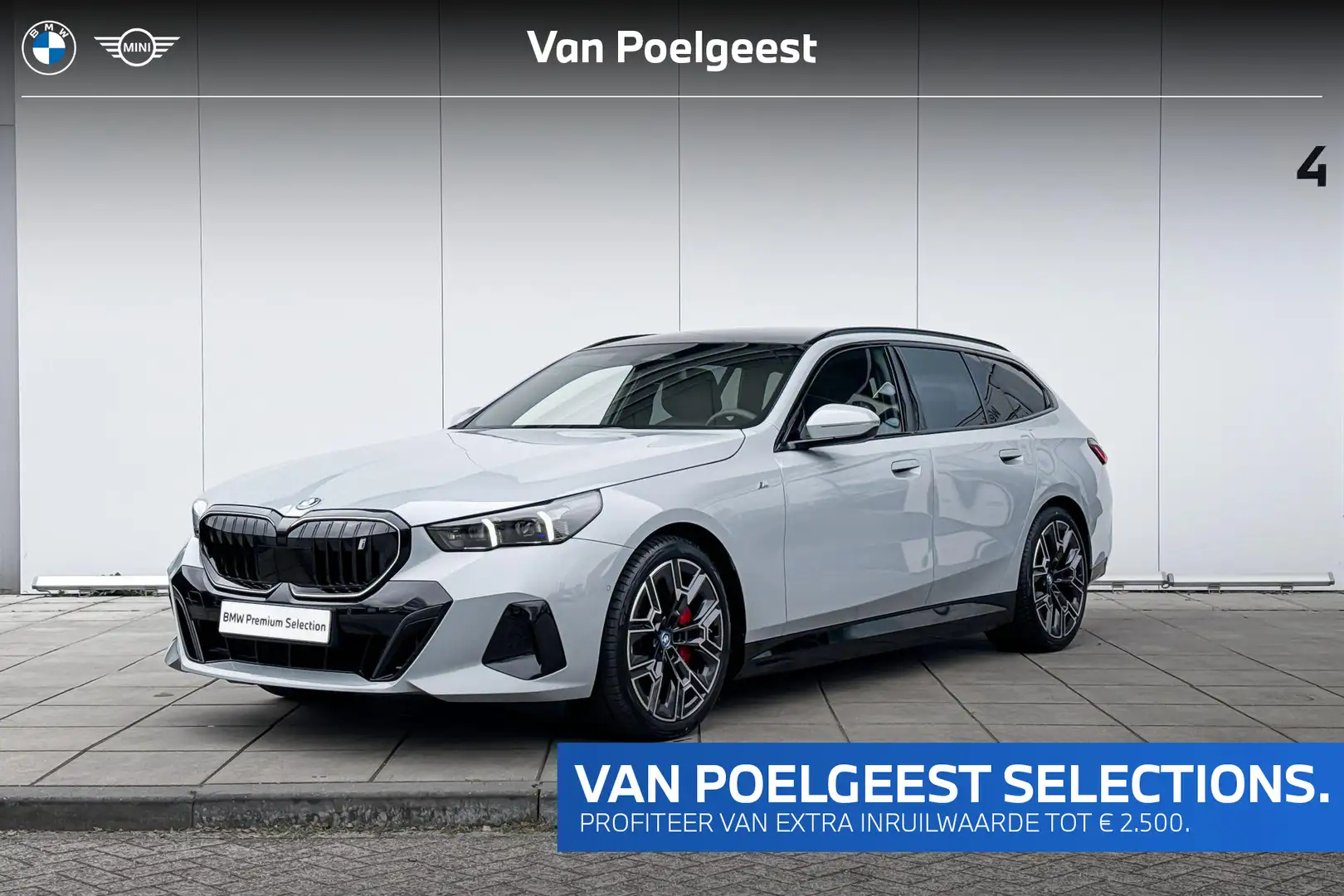 BMW i5 Touring eDrive40 M Sport Pro Glazen Dak / Harman K Grijs - 1