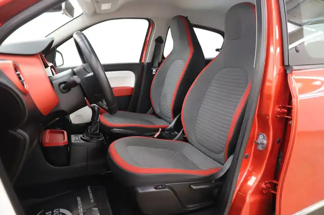 Renault Twingo view 9