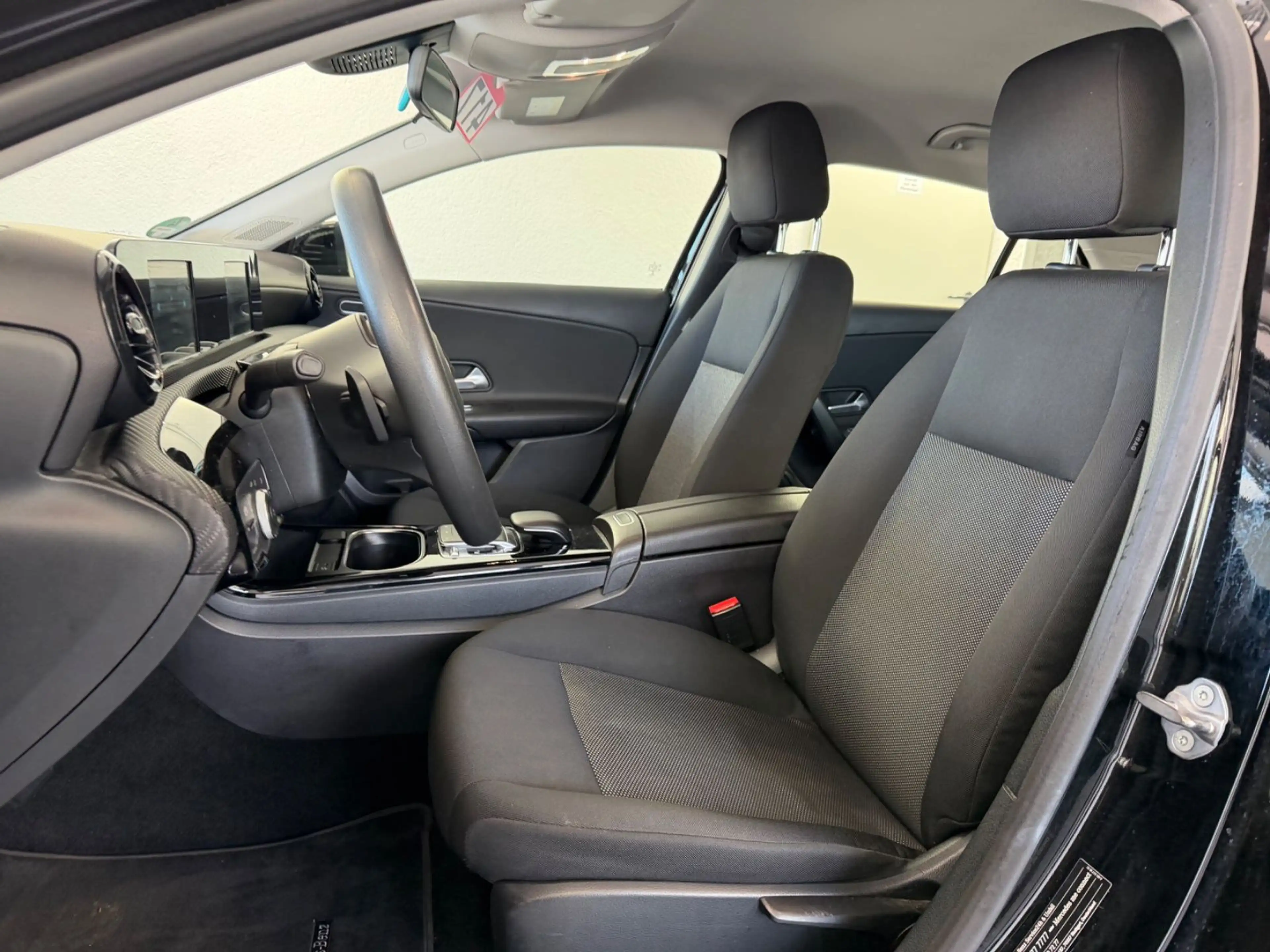 Mercedes-Benz A 200 LED*Navi*Sitzheizung — photo 2
