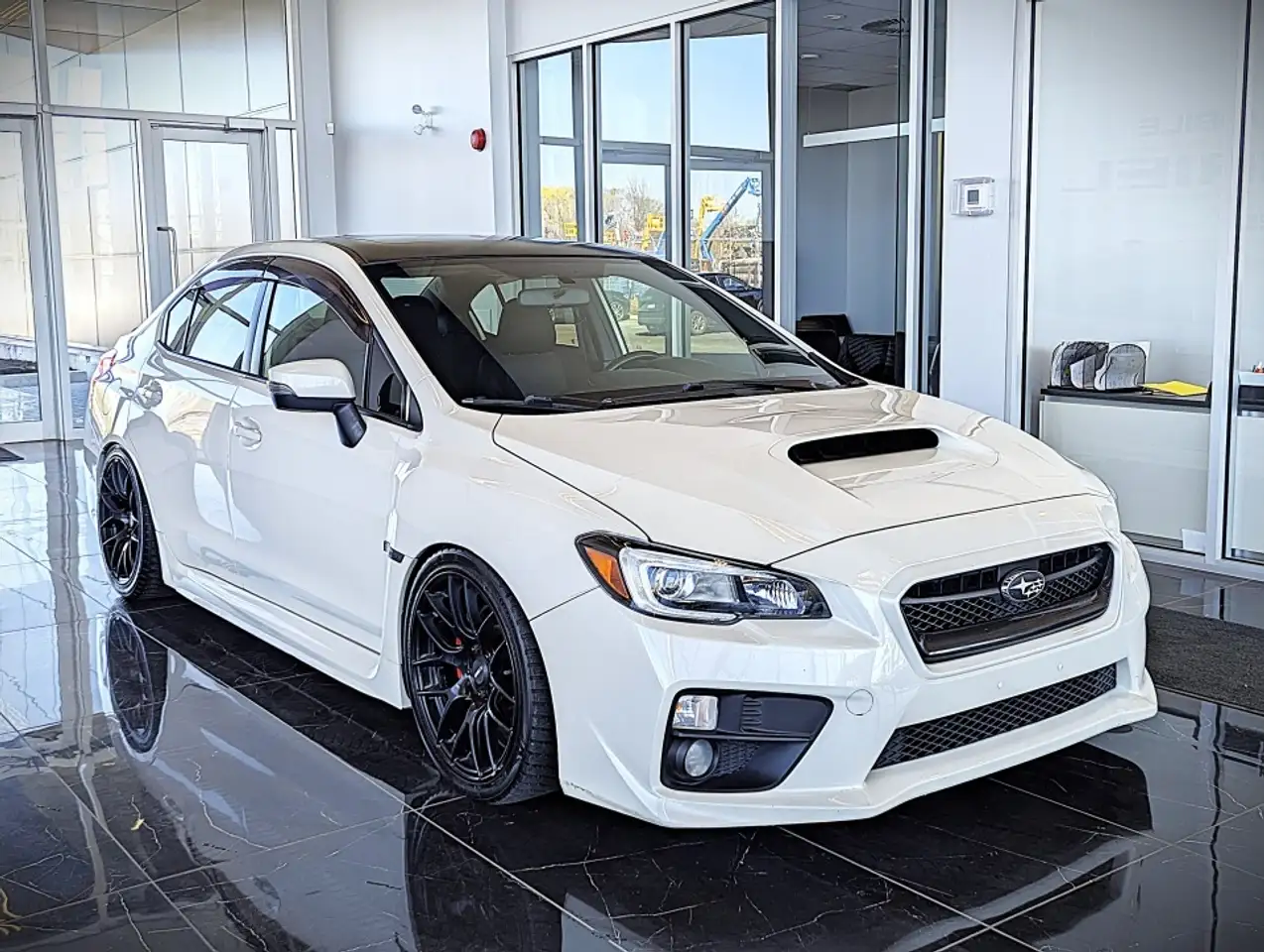 Subaru WRX снимка Subaru WRX