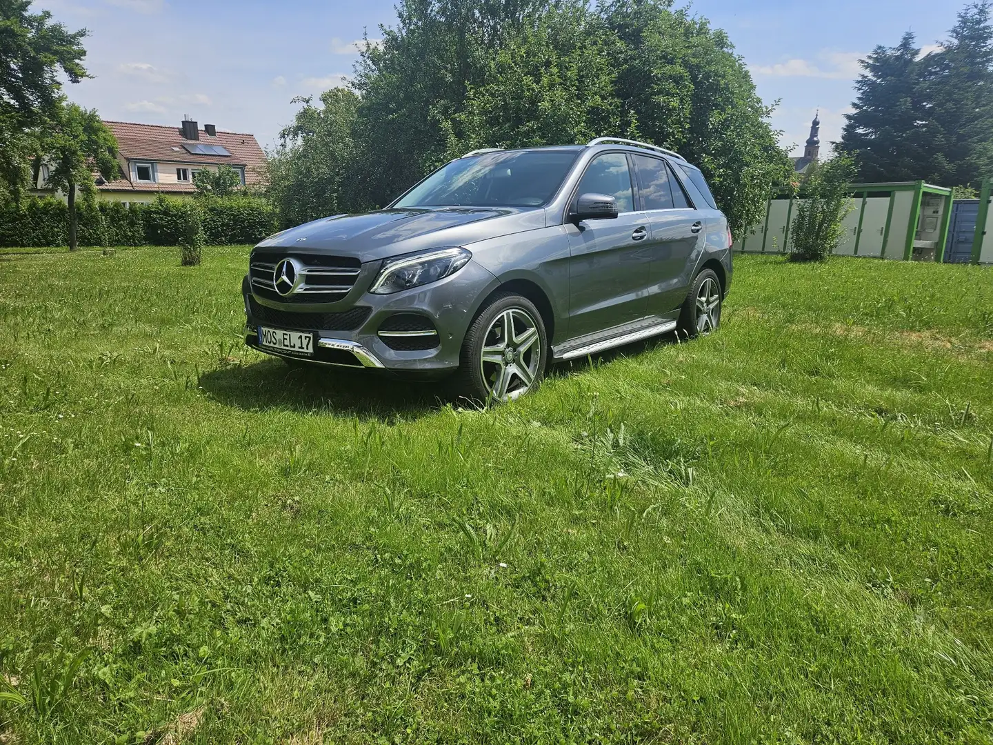 Mercedes-Benz GLE 350 d 4Matic 9G-TRONIC AMG Line - 2