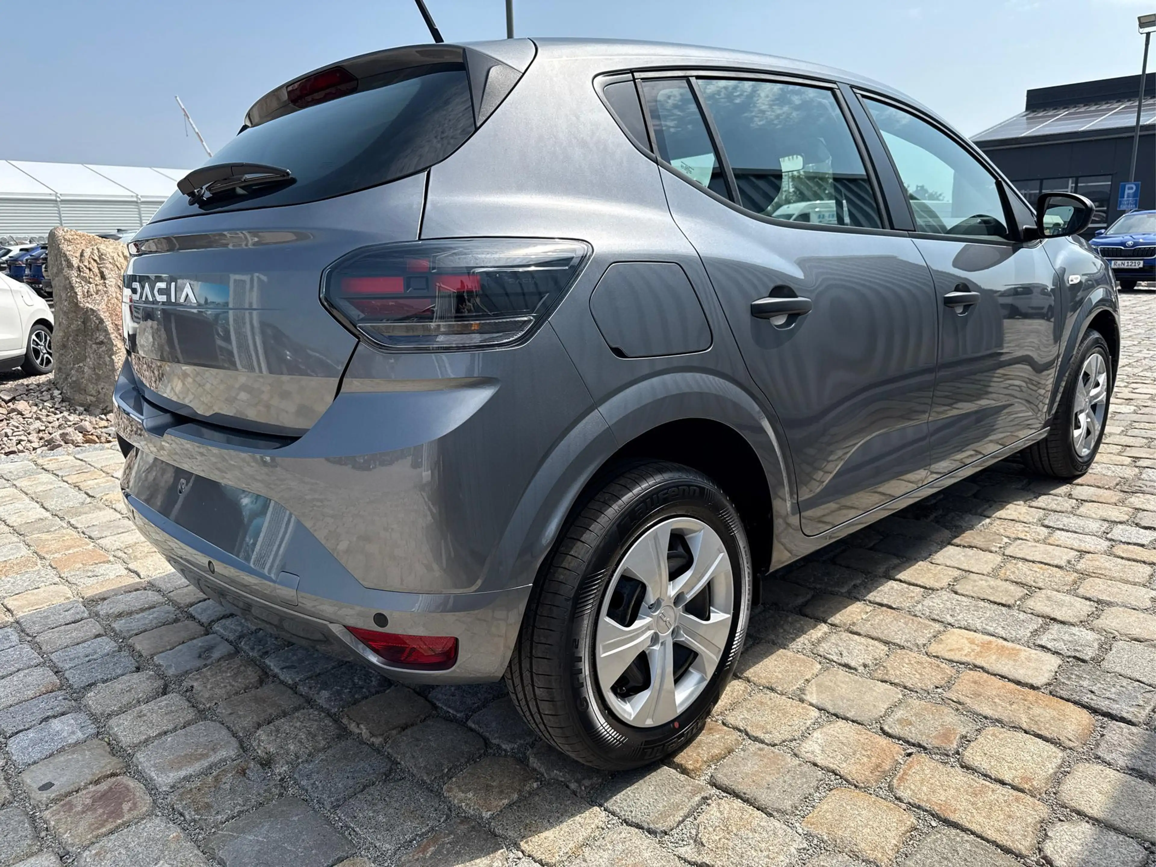 Dacia Sandero Essential 1,0 100 TCe 74 kW/100 PS-6 Gang-MJ 20... — photo 6