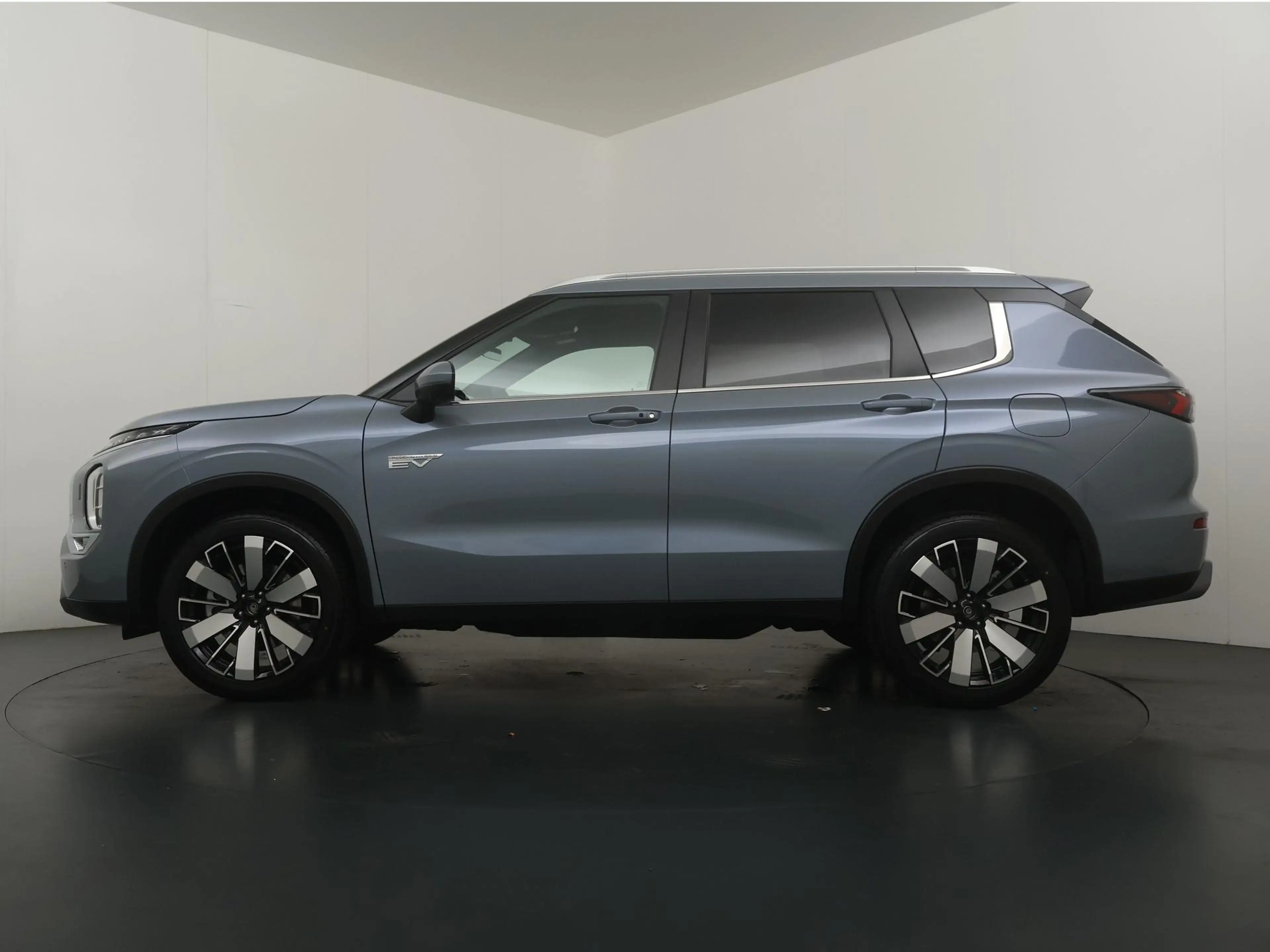 Mitsubishi Outlander 2.4 PHEV Business Edition | 8 Jaar Garantie! | Sto — photo 2