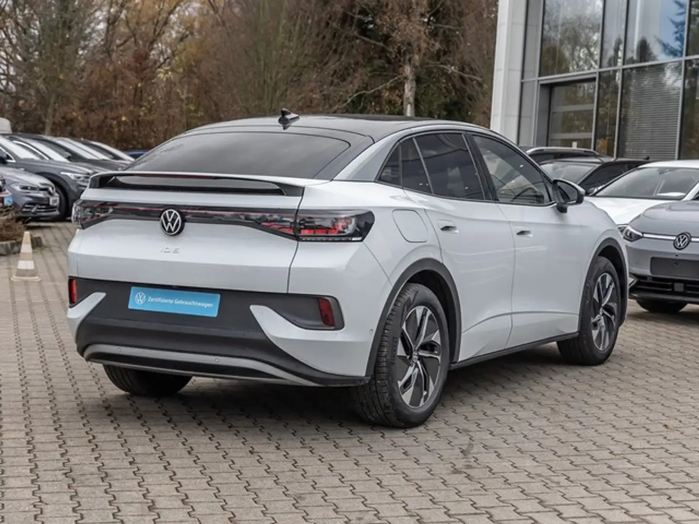 Volkswagen ID.5 Pro R-Kamera Wärmep. ACC SideAssist IQ-Light Navi Weiß - 2