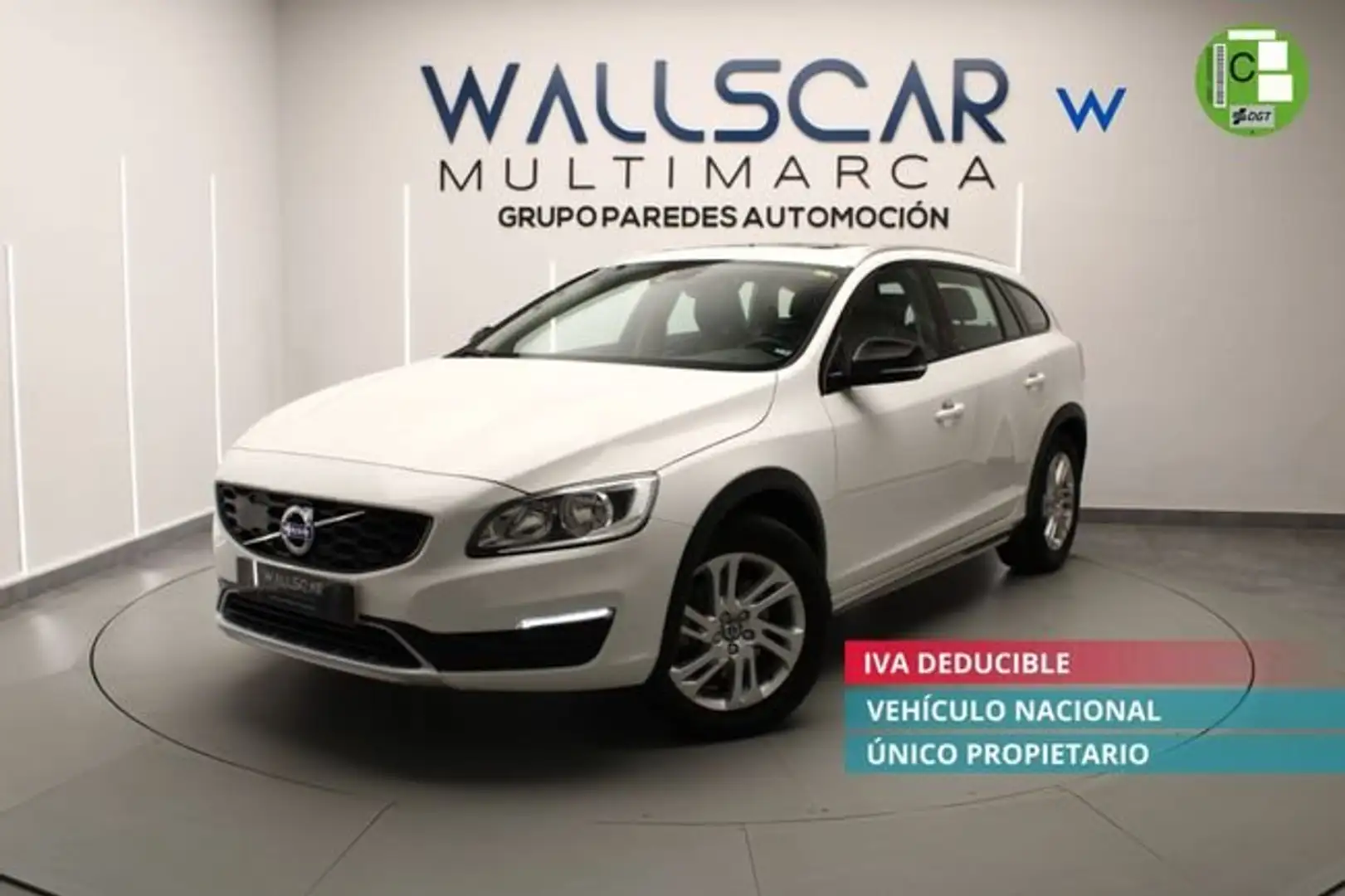 Volvo V60 D3 Momentum Aut. 150 Blanco - 1