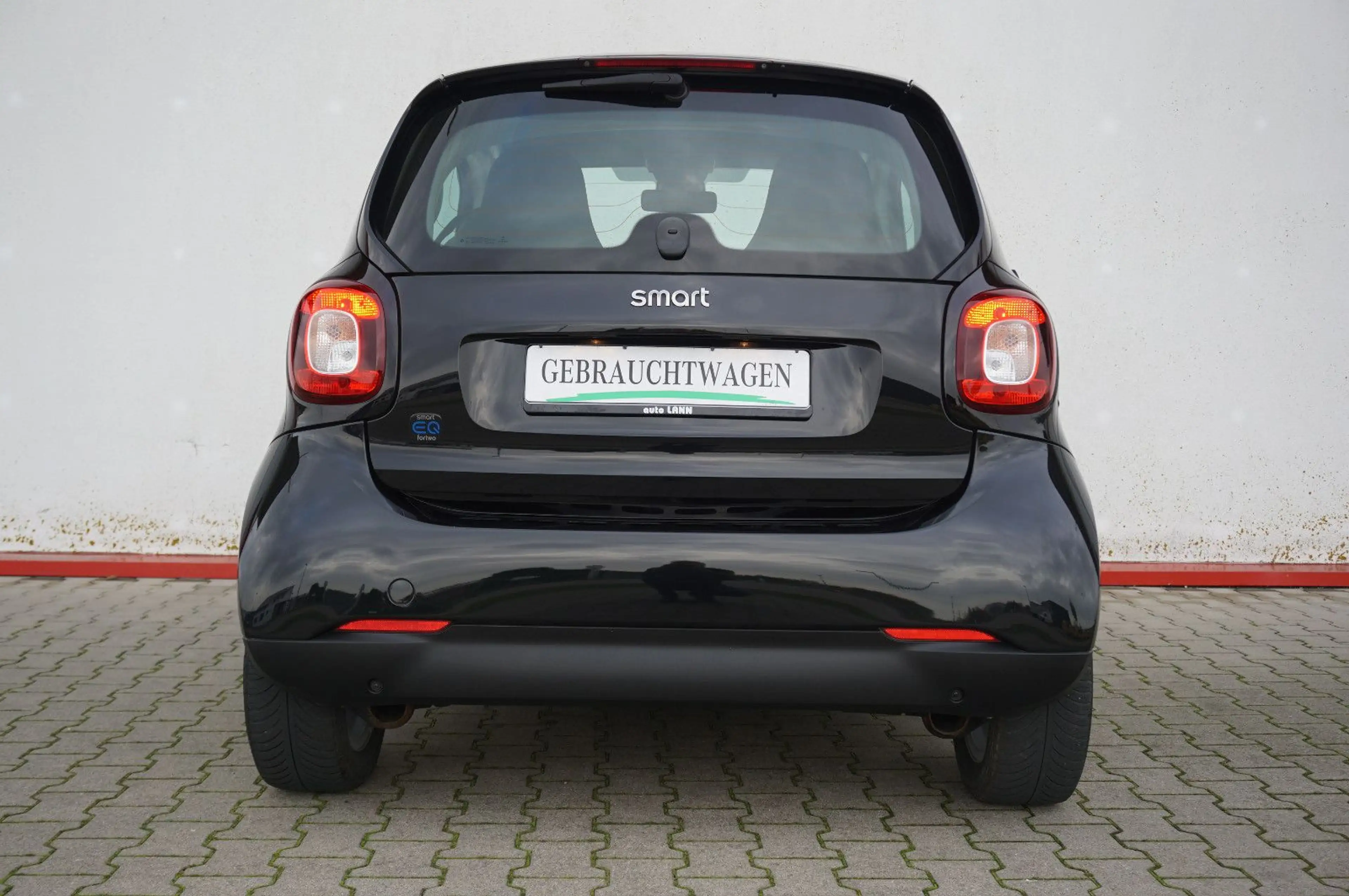 smart forTwo fortwo EQ 1 Hand Scheckheft 22KW Bordlader — photo 9