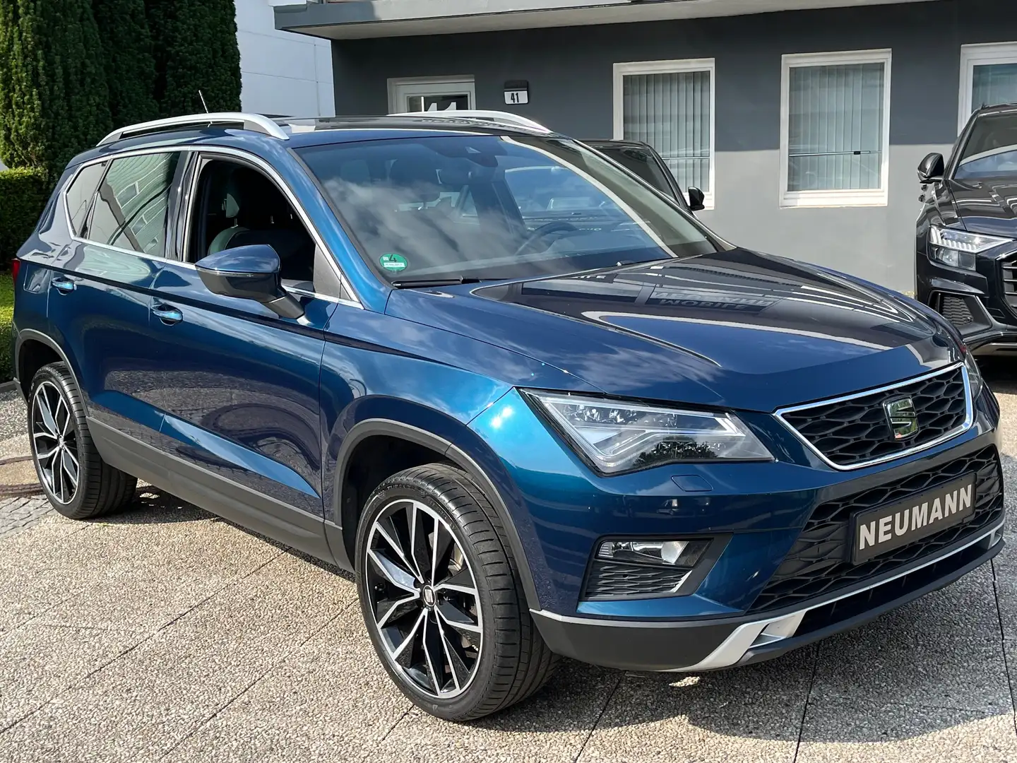 SEAT Ateca Xcellence Bleu - 1